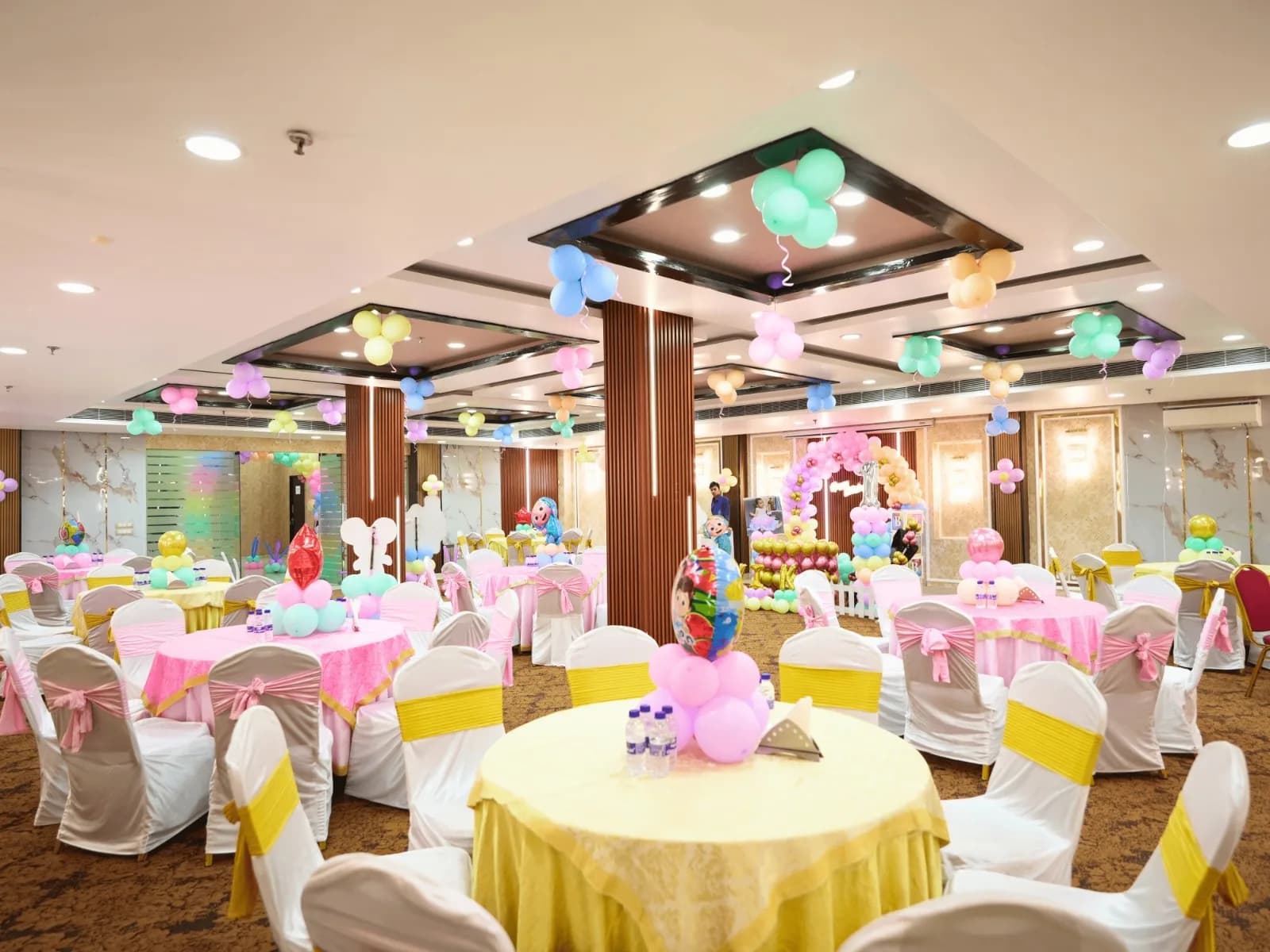 banquet and conference hall 10