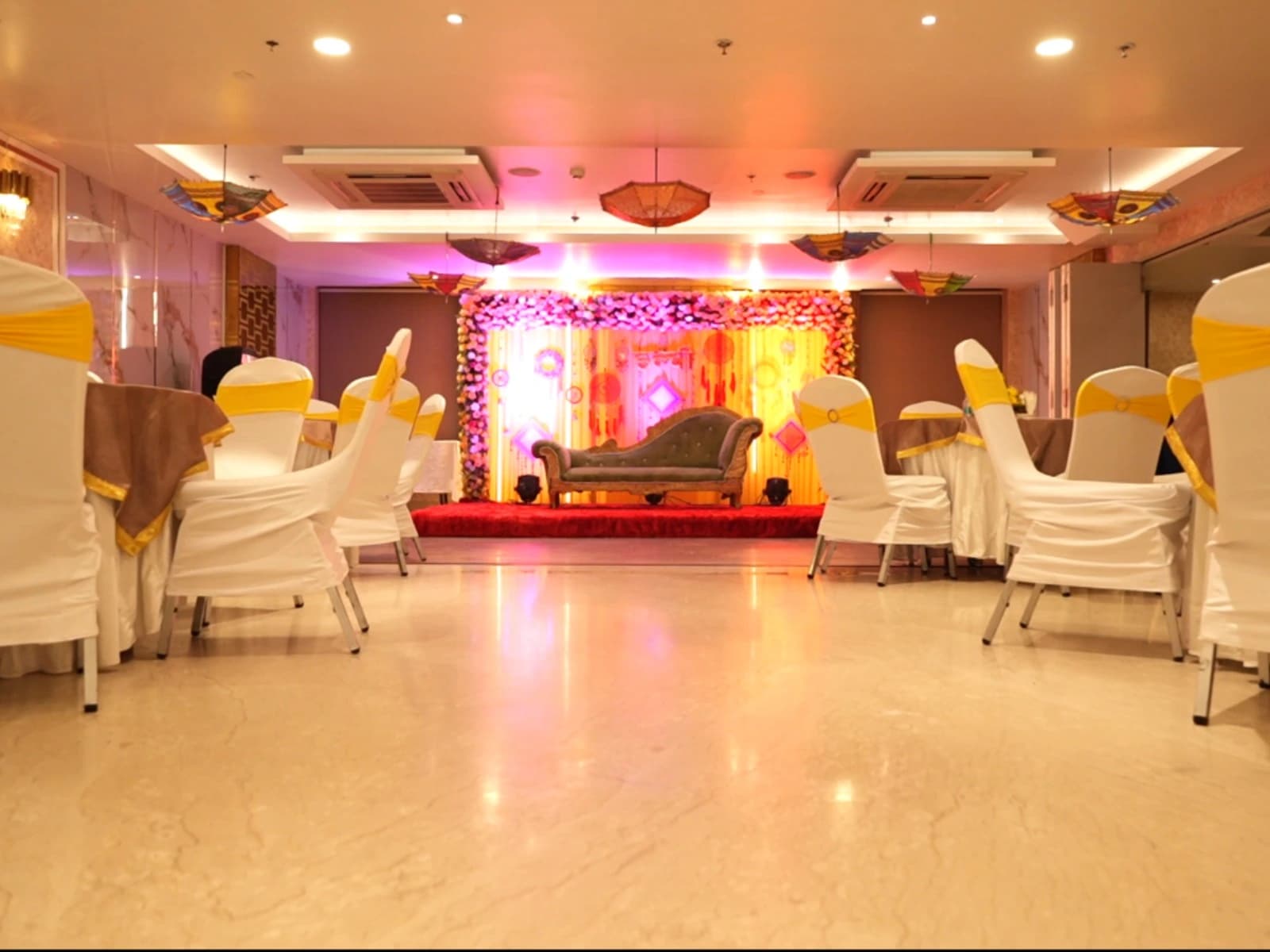 banquet and conference hall 4