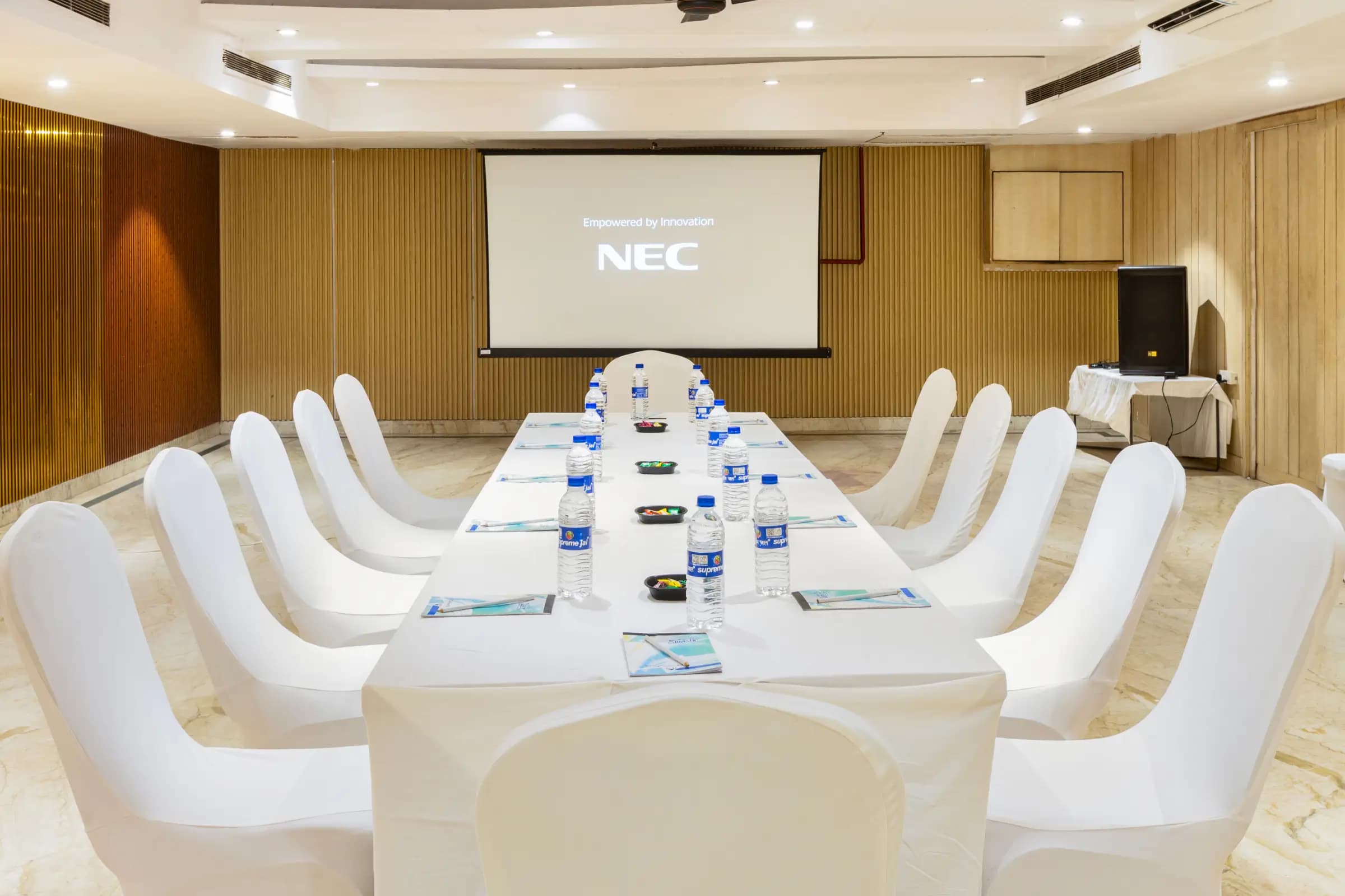 banquet and conference hall 5