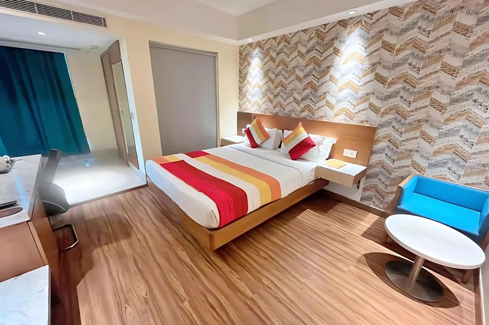 Best Hotel Near CR Park Delhi 1