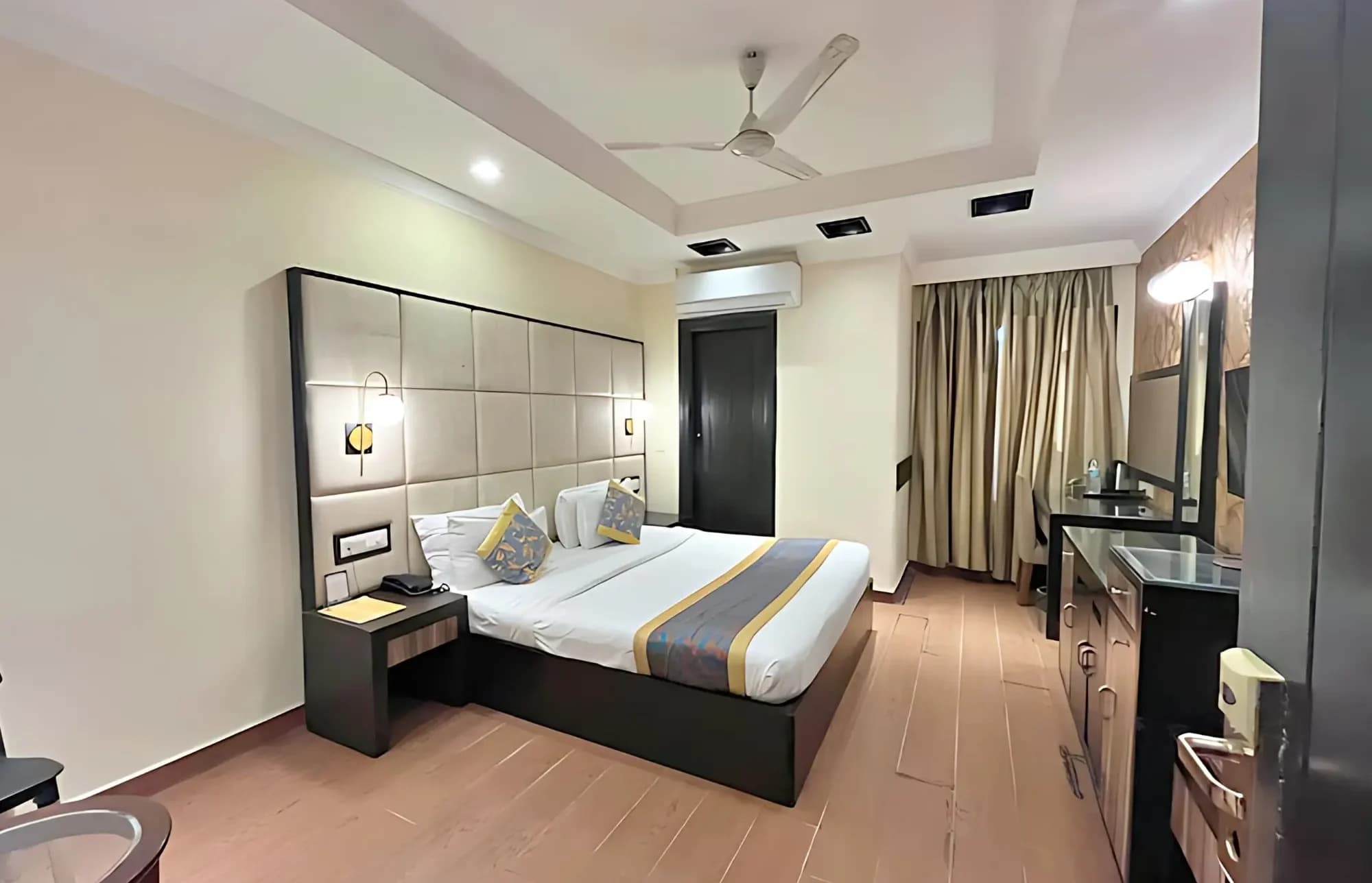 Best Hotel in Delhi for Couples