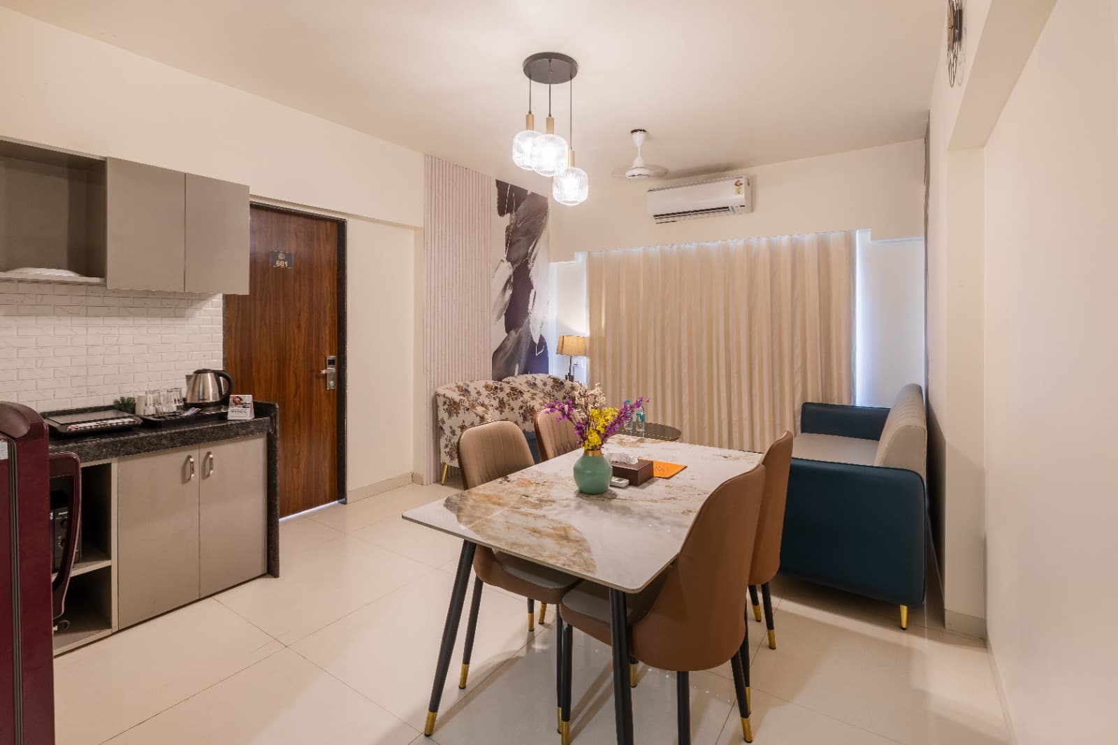 Accommodation Near Mumbai Airport
