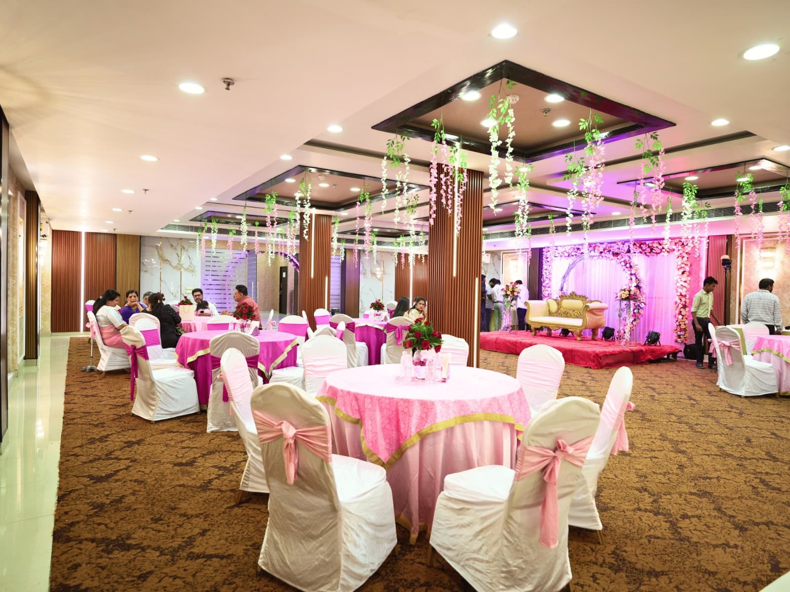 Wedding Receptions image