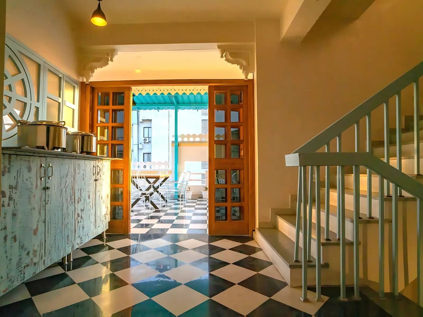 Ostel by Orion Hotels - Image 4