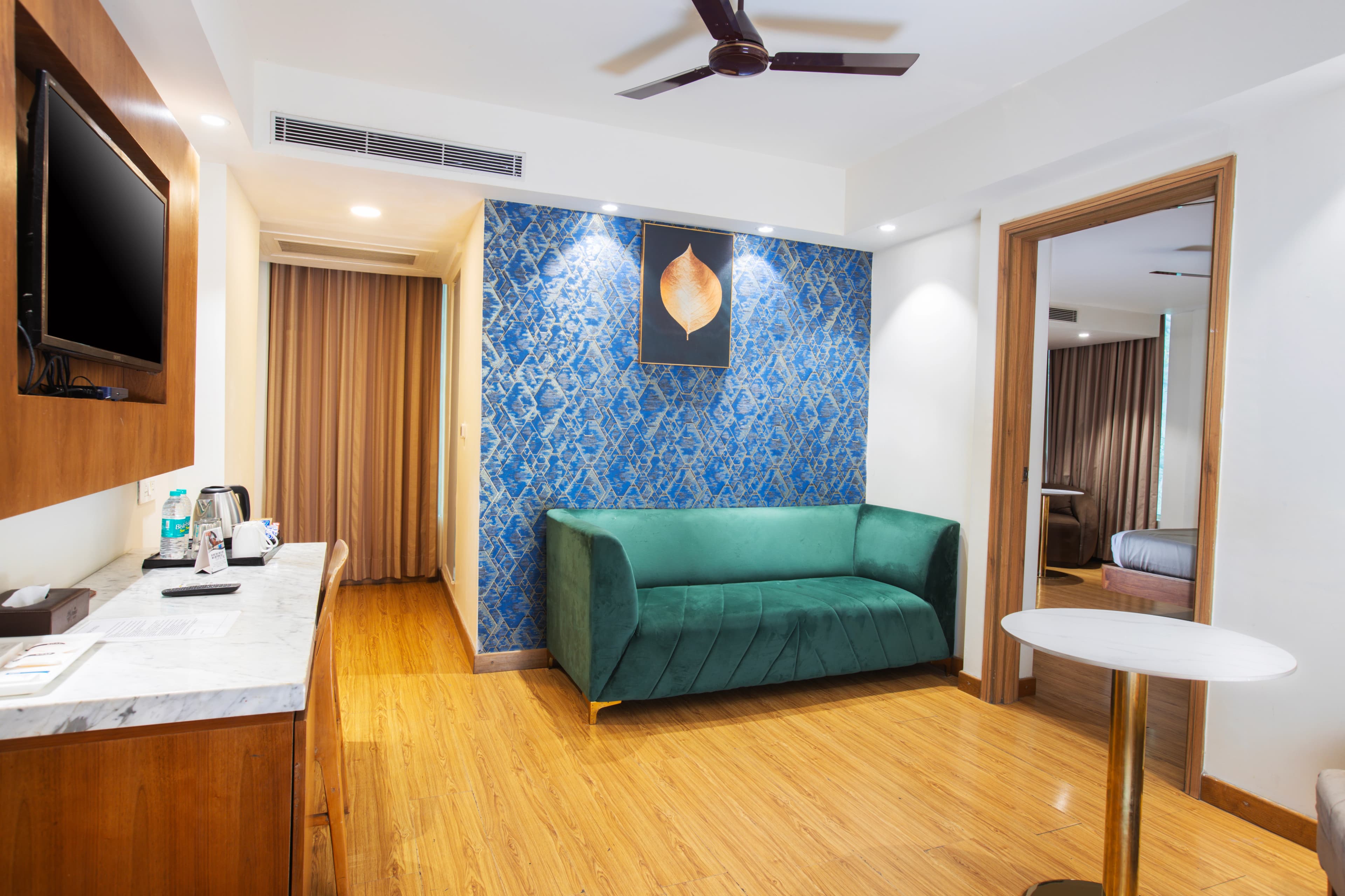 The Orion Plaza - Image 8