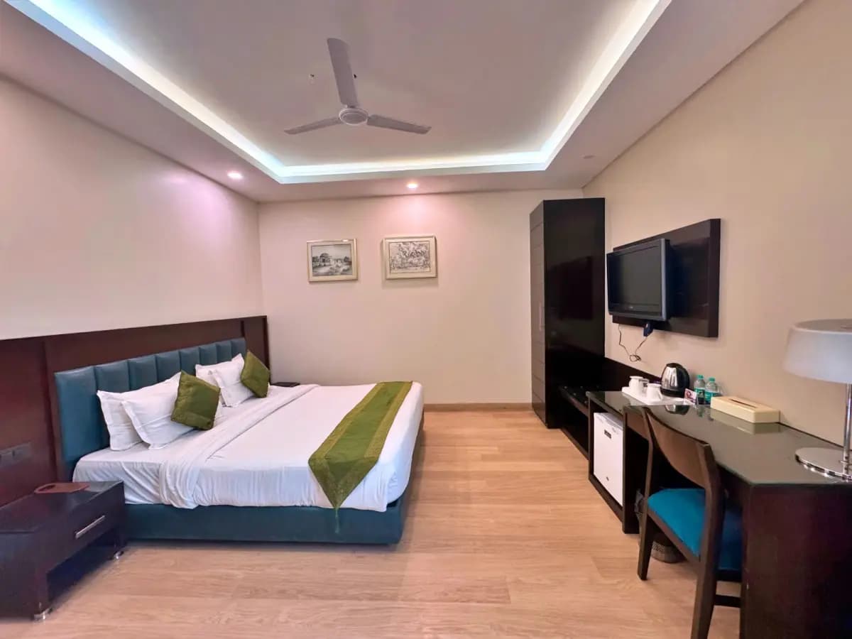 Premium Hotels in Lajpat Nagar Central Market
