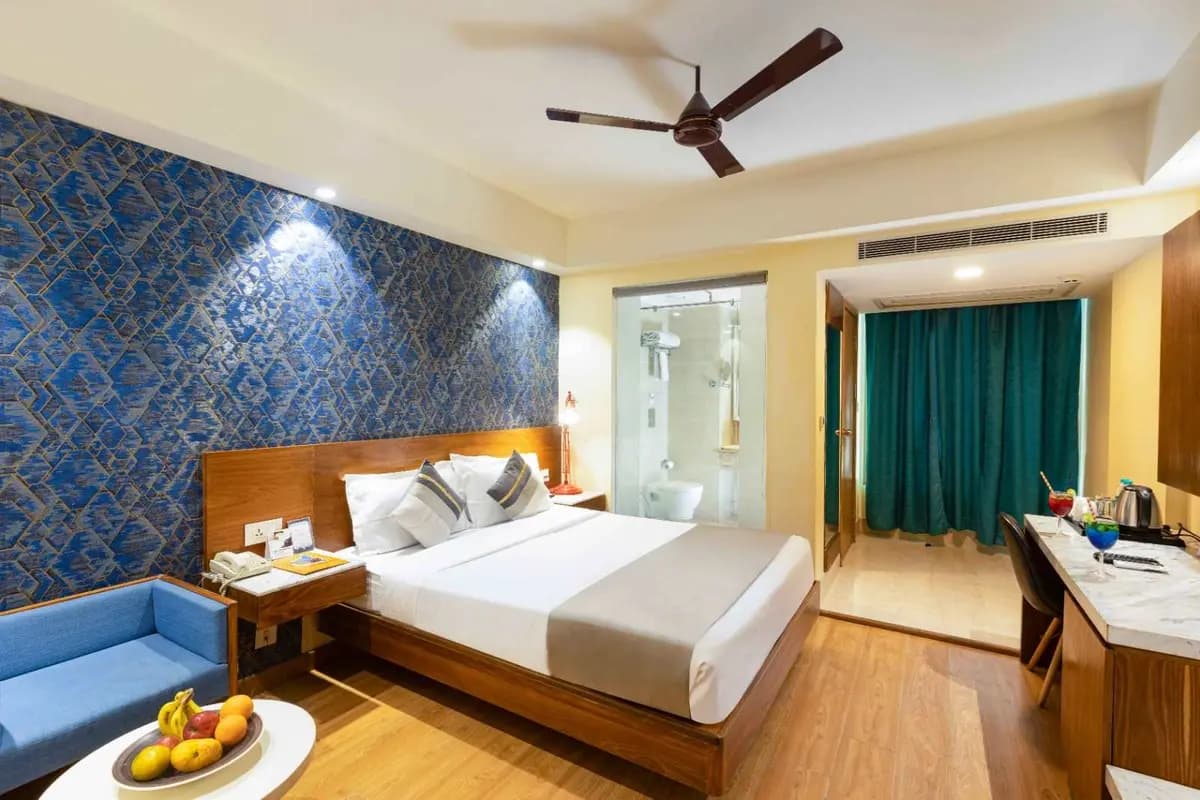 Hotel with Banquet Hall in Nehru Place Delhi